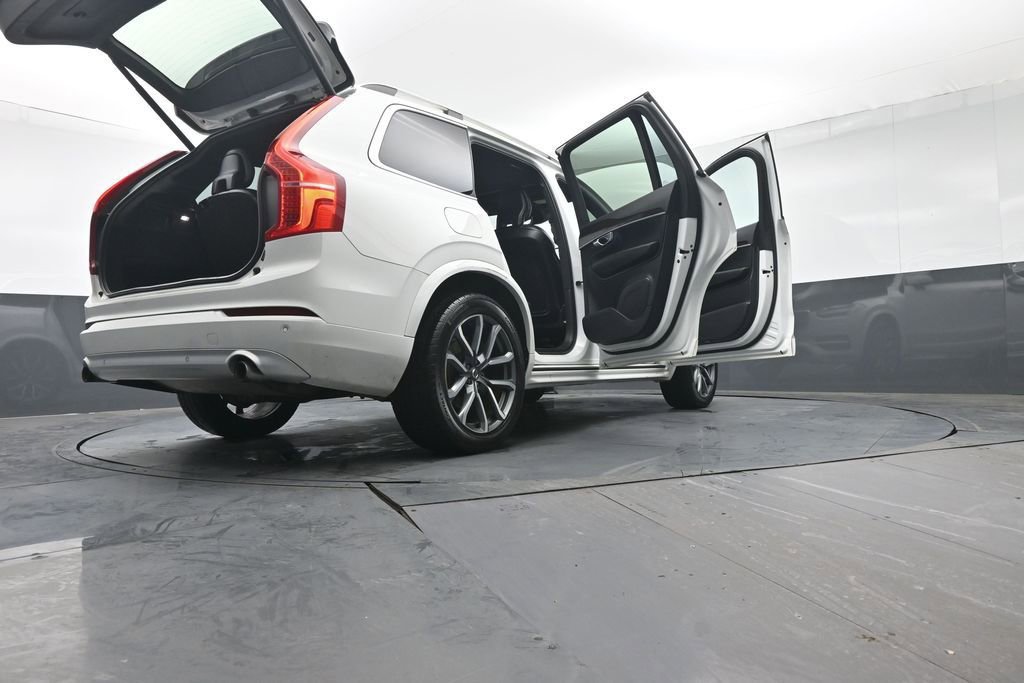 Used 2019 Volvo XC90 T5 Momentum image 52