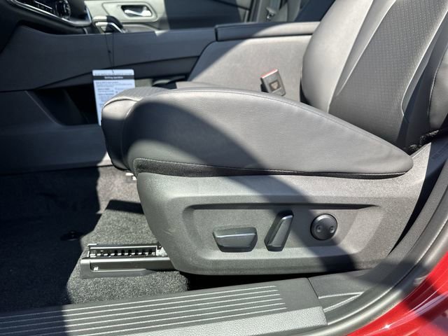 New 2026 Nissan Rogue SV w/ SV Premium Package image 28