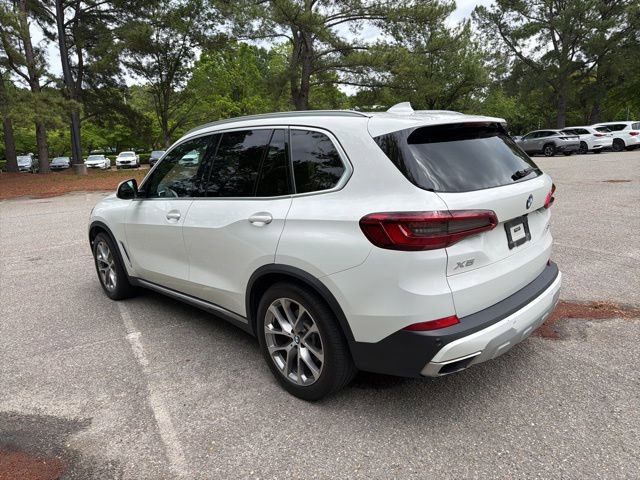 Used 2019 BMW X5 xDrive40i w/ Premium Package 2 AWD/4WD image 3