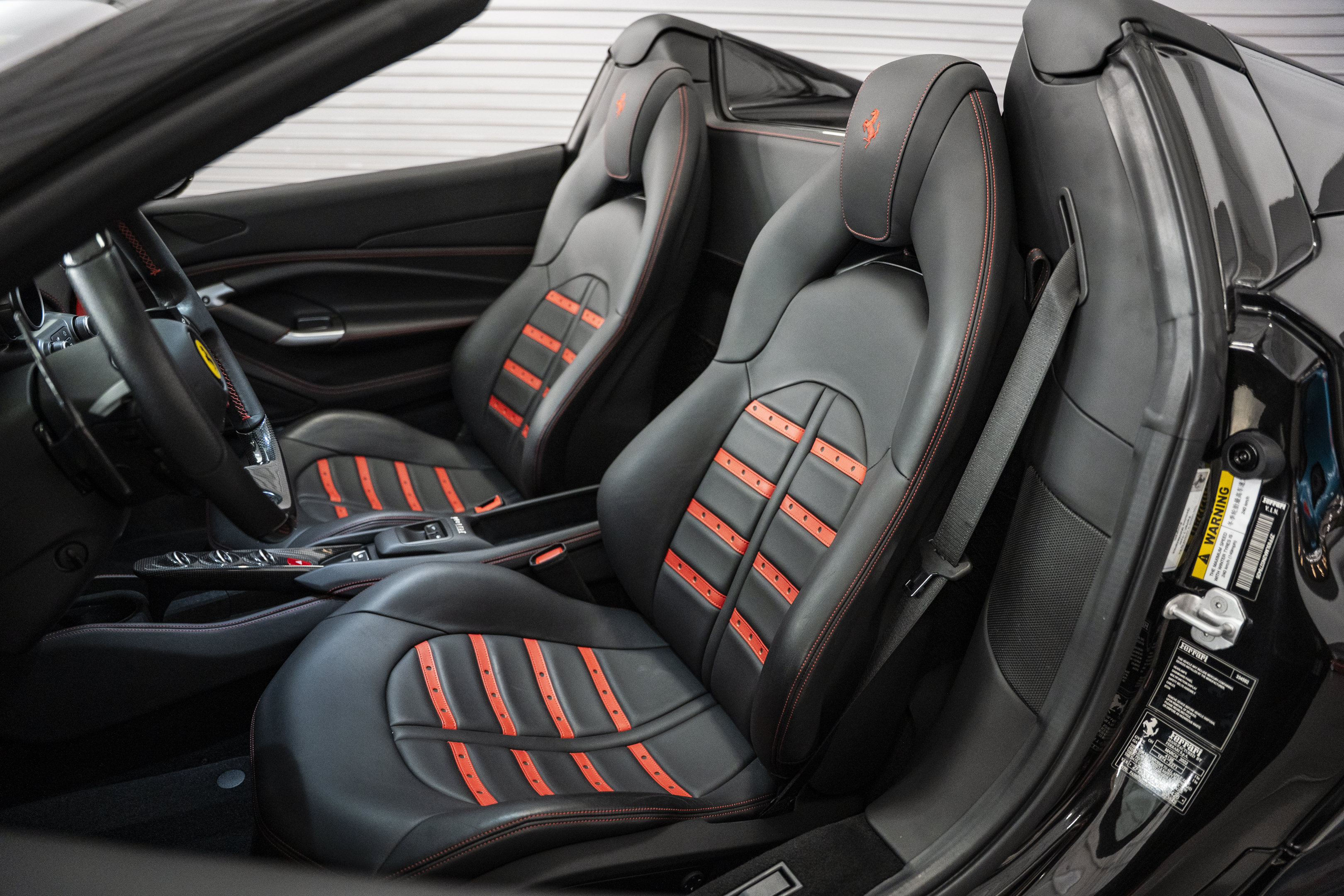 Used 2022 Ferrari F8 Tributo RWD image 30