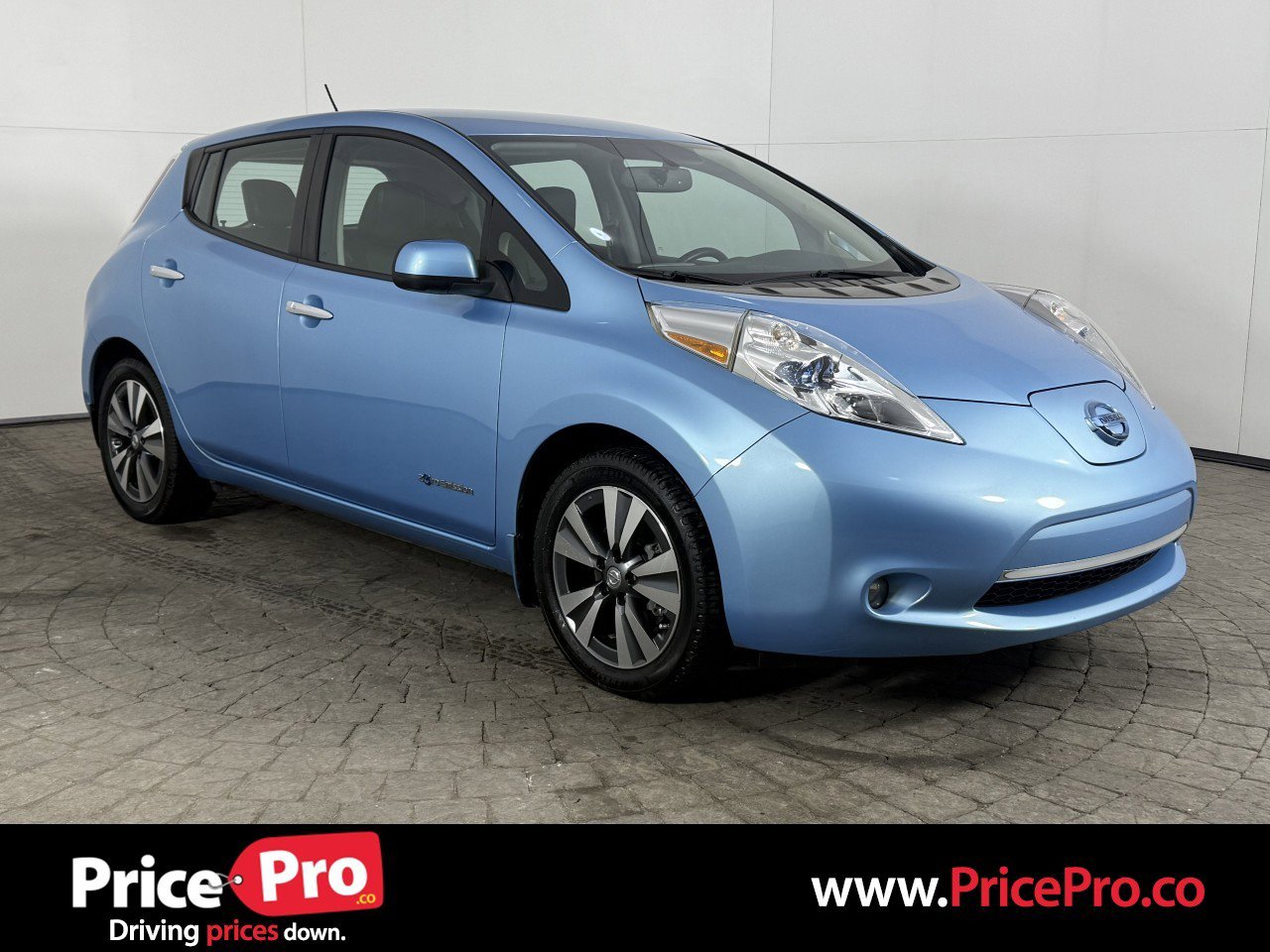 Used 2015 Nissan Leaf SL w/ Premium Package image 1