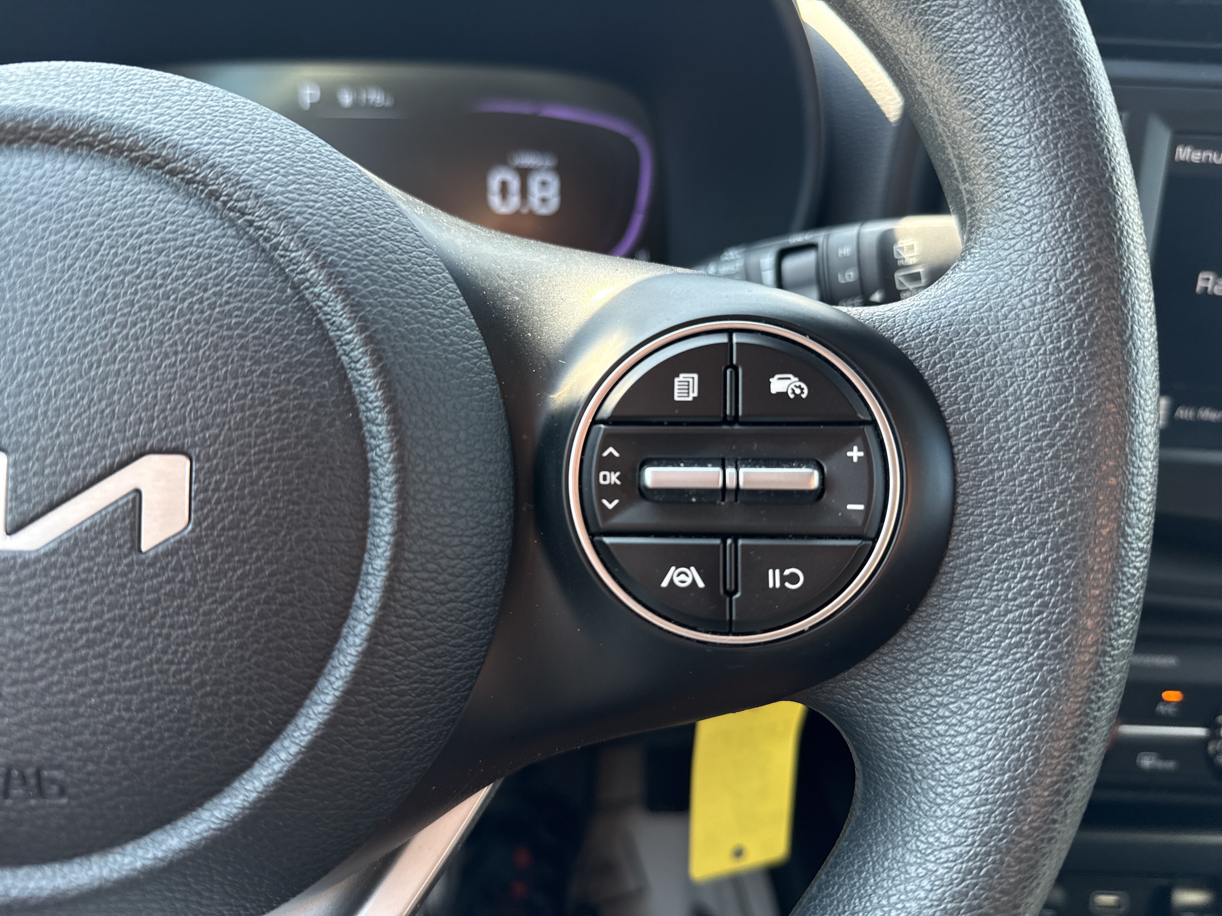 Certified 2025 Kia Soul LX w/ LX Technology Package FWD image 19