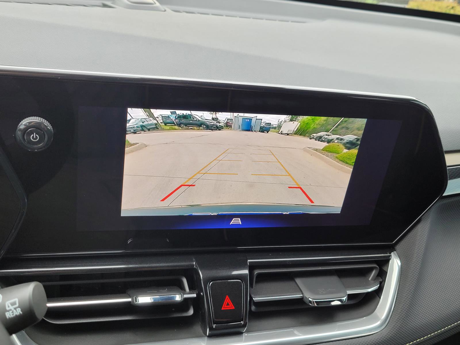 Used 2025 Chevrolet TrailBlazer ACTIV image 10