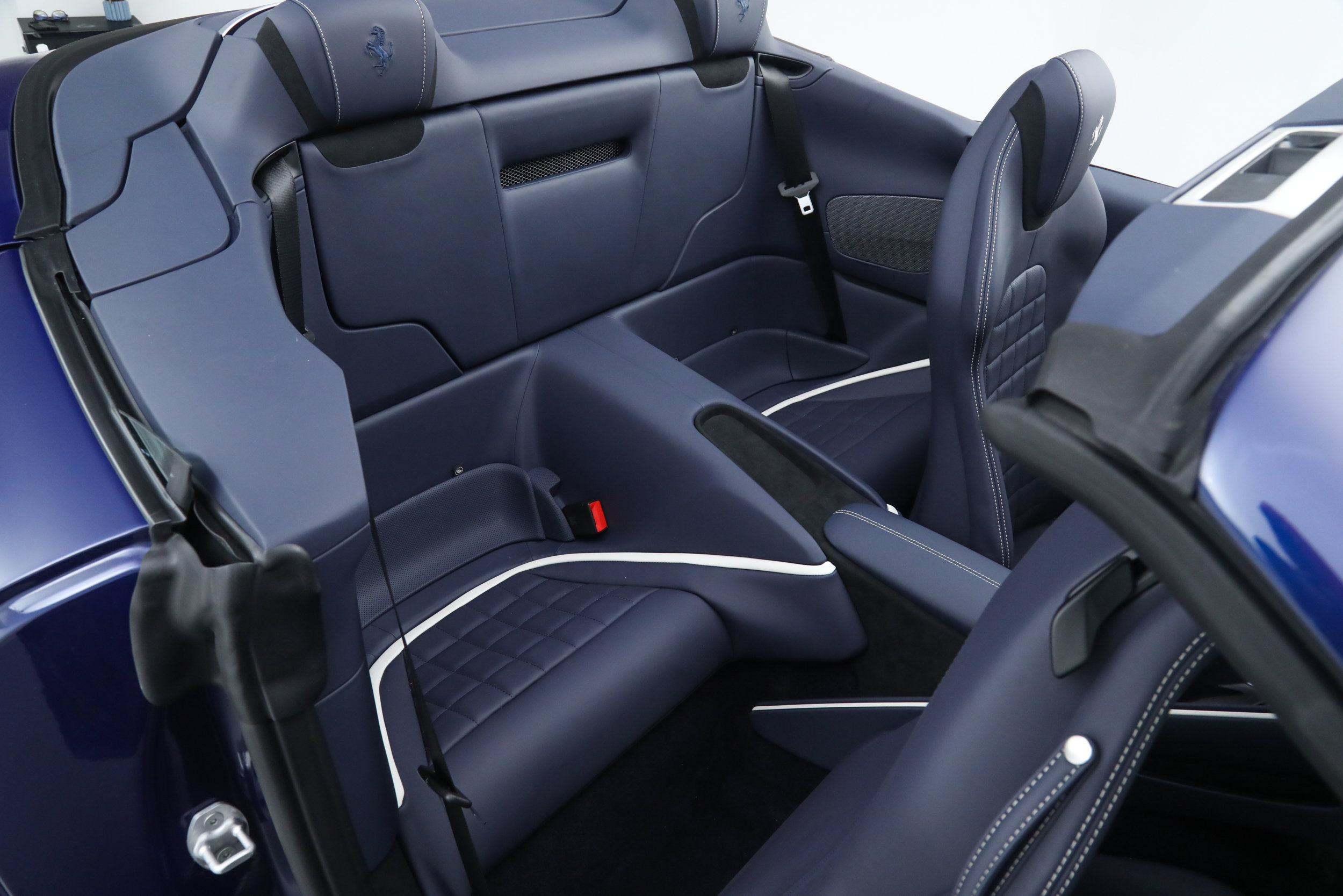 Certified 2026 Ferrari Roma Spider RWD image 23