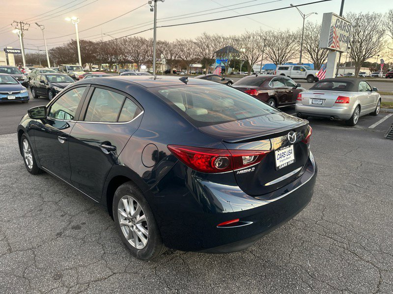 Used 2016 MAZDA MAZDA3 i Touring w/ Popular Equipment Package image 6