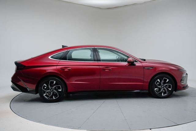 Used 2024 Hyundai Sonata SEL FWD image 8