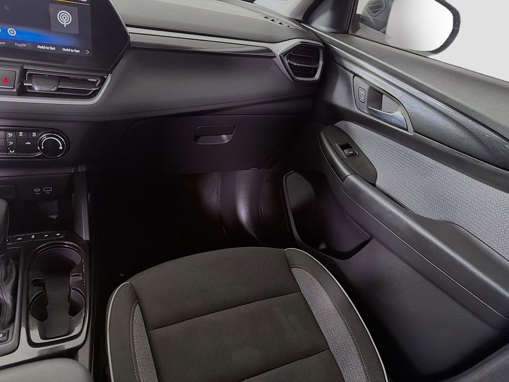 Used 2024 Chevrolet TrailBlazer LS w/ LS Convenience Package image 26