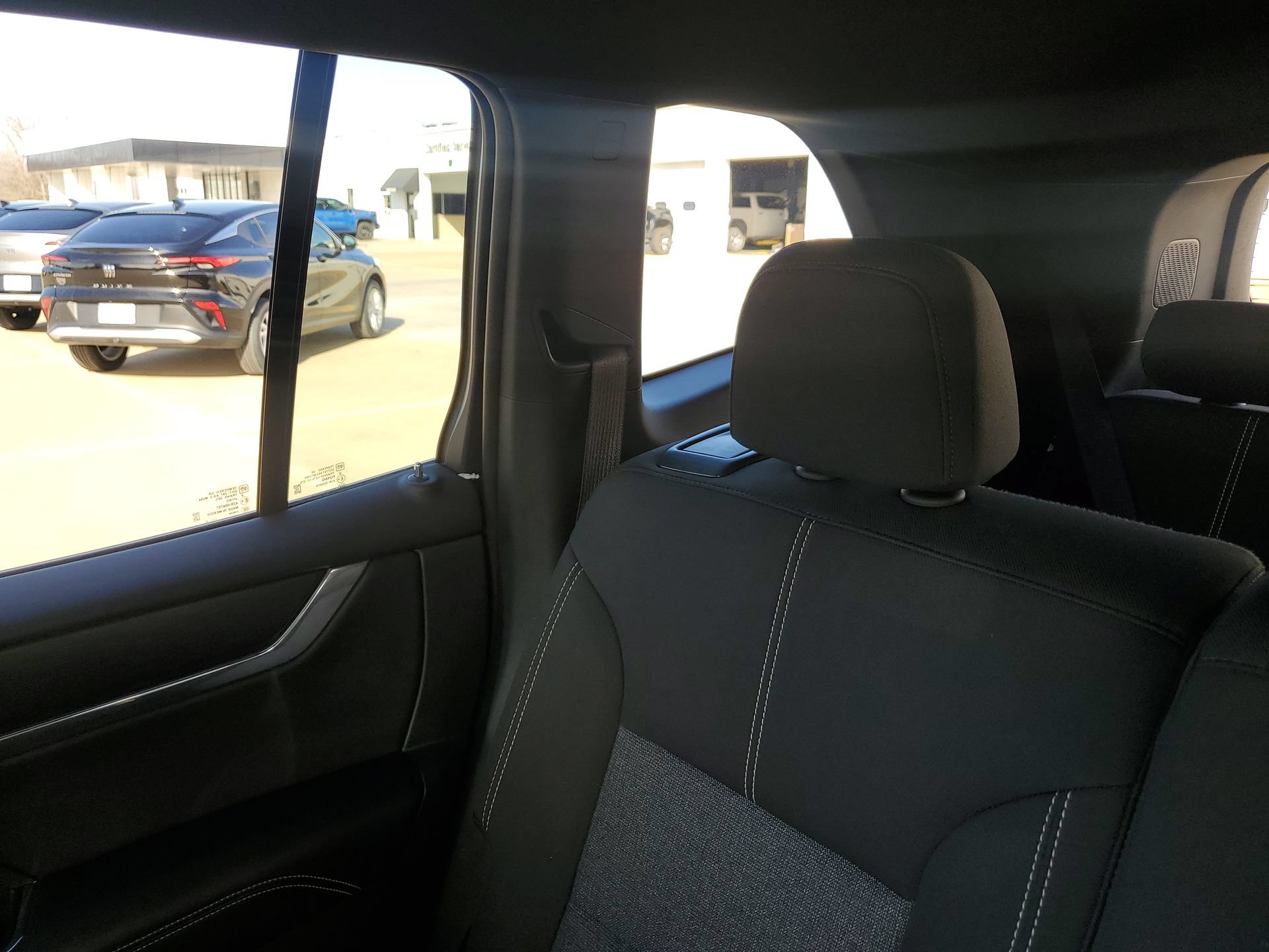 Used 2025 GMC Acadia Elevation AWD/4WD image 13