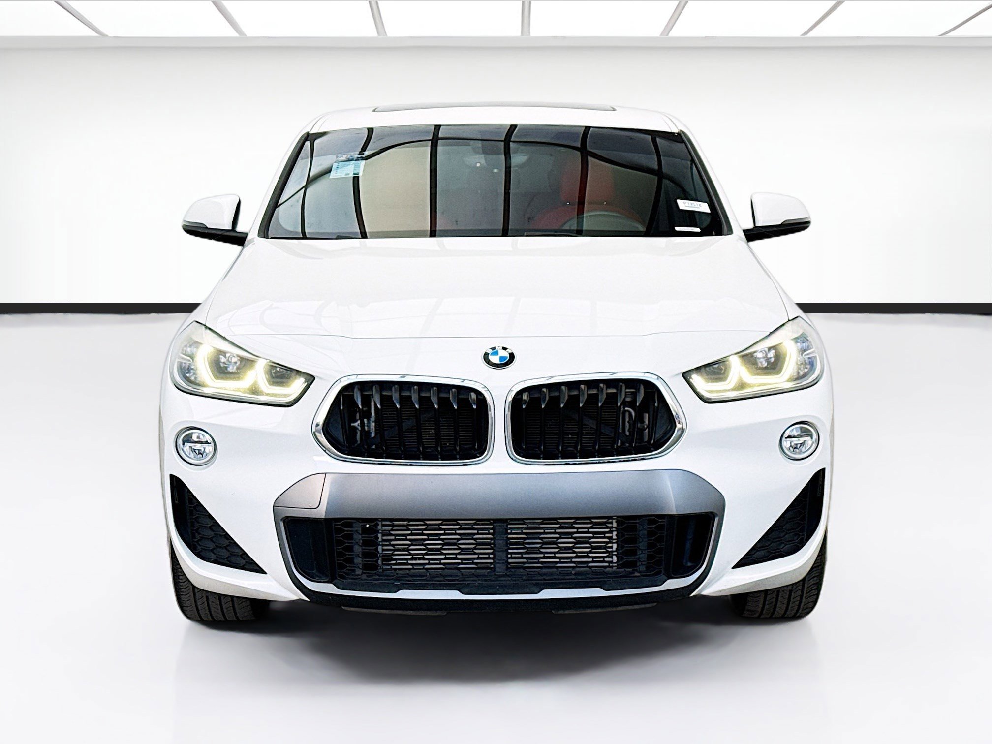 Used 2018 BMW X2 xDrive28i w/ M SportX Package AWD/4WD image 2