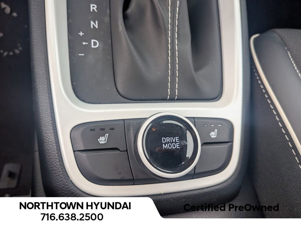 Certified 2023 Hyundai Venue Limited w/ Cargo Package image 17