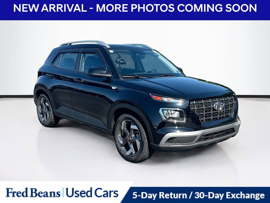 Used 2023 Hyundai Venue SEL