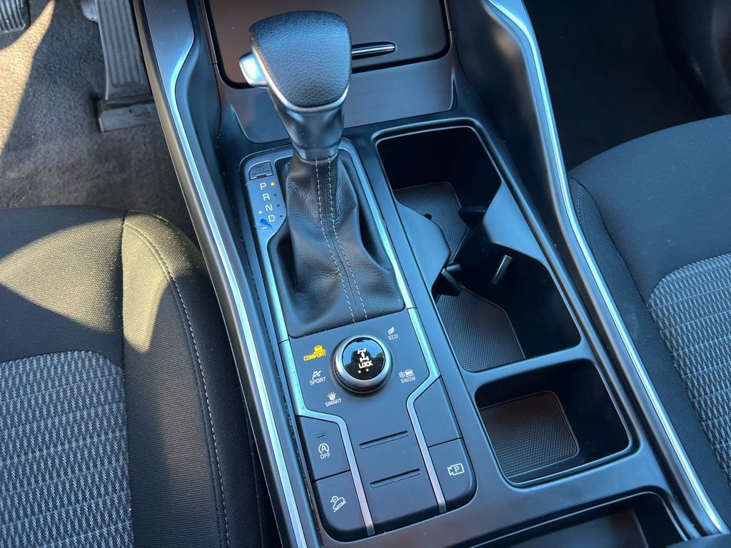 Used 2023 Kia Sorento LX image 17