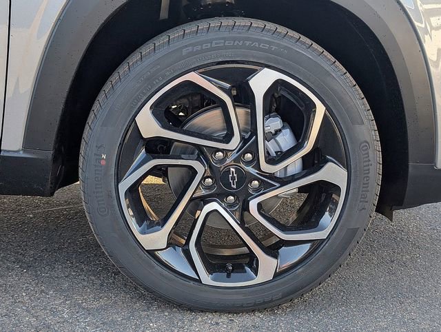 New 2026 Chevrolet Trax RS w/ Driver Confidence Package FWD image 7