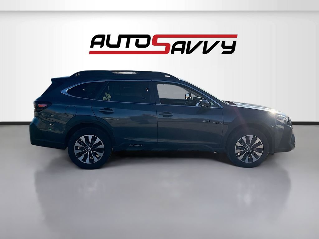 Used 2023 Subaru Outback Limited image 8