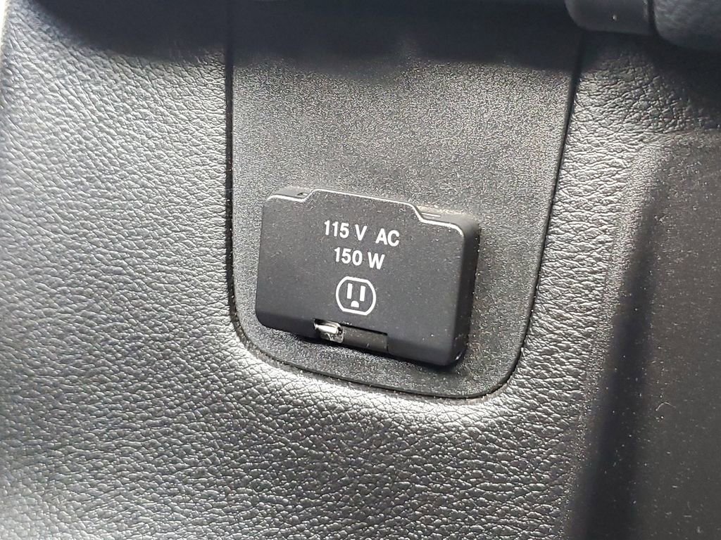 Used 2014 Jeep Wrangler Unlimited Sahara w/ Connectivity Group AWD/4WD image 23