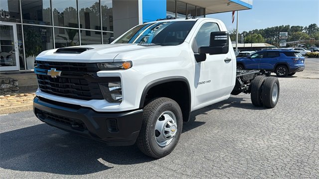 New 2026 Chevrolet Silverado 3500 W/T w/ WT Convenience Package video 1