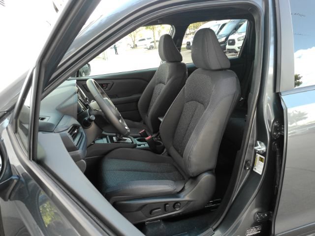 Used 2025 Subaru Forester Premium AWD/4WD image 6
