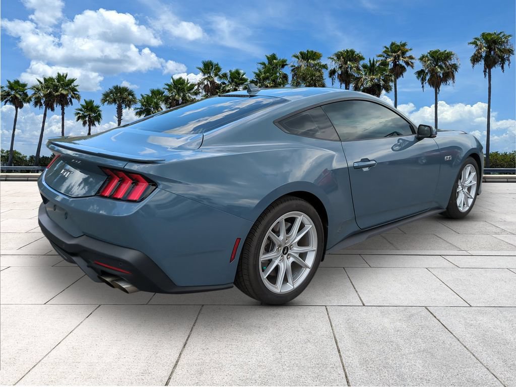 Used 2025 Ford Mustang GT Premium RWD image 7