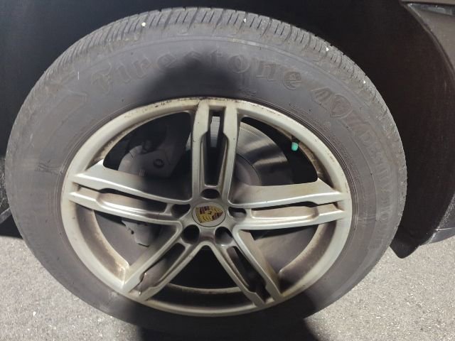 Used 2021 Porsche Macan AWD/4WD image 13