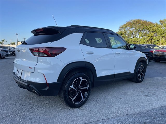Used 2023 Chevrolet TrailBlazer RS image 3