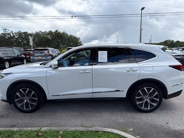 Used 2023 Acura MDX w/ Technology Package FWD image 4