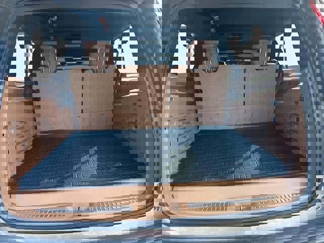 Used 2017 Cadillac Escalade ESV Platinum image 12