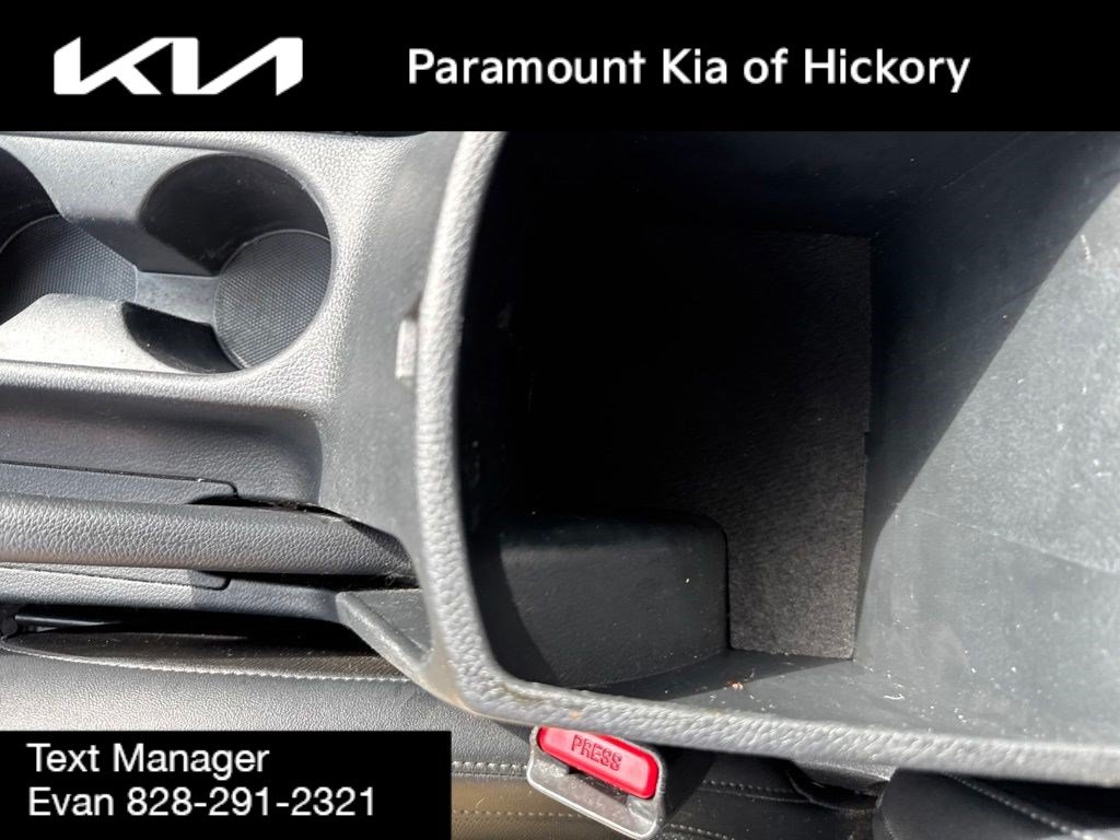 Used 2025 Kia Seltos EX FWD image 26