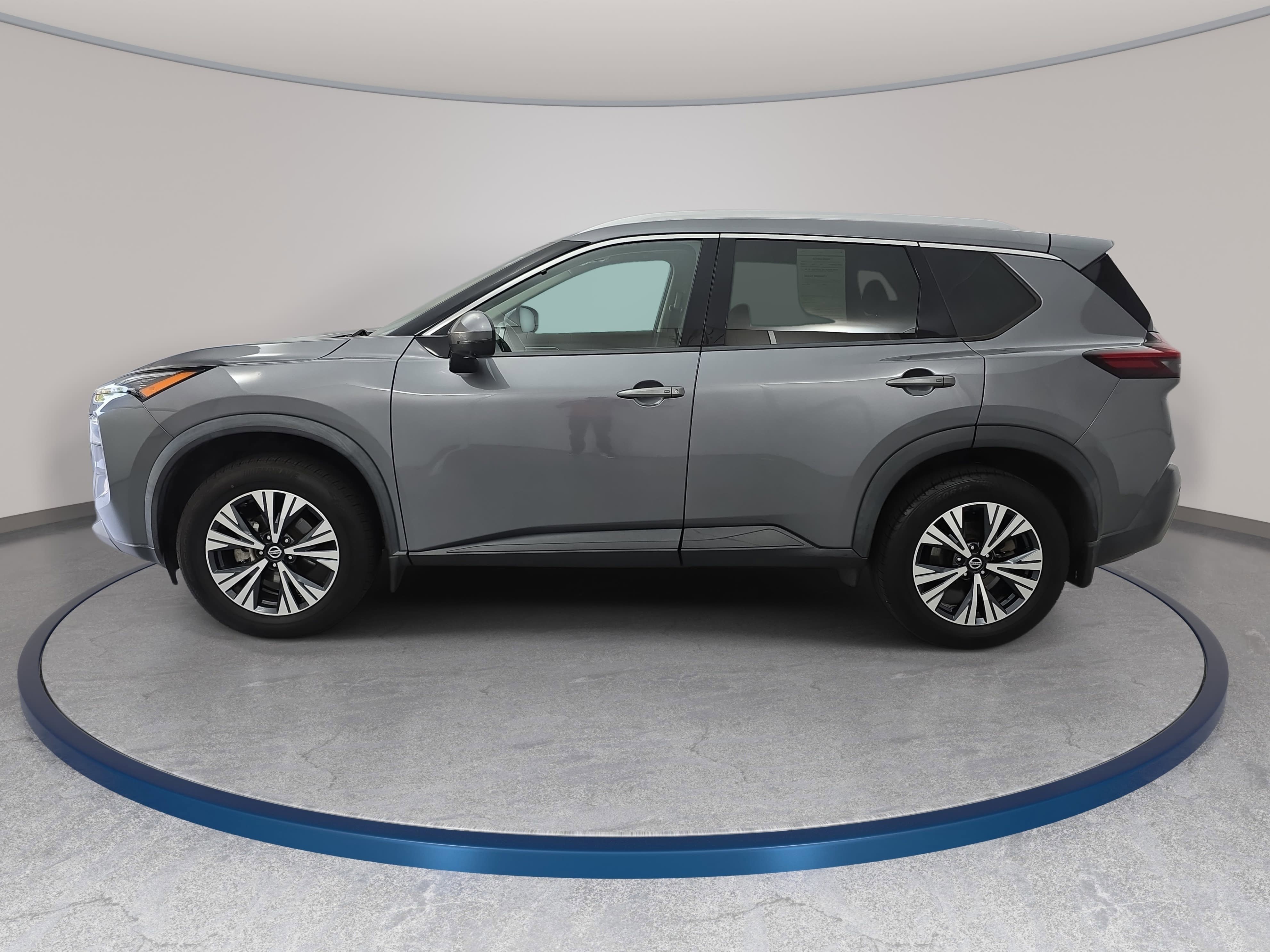 Used 2021 Nissan Rogue SV w/ Premium Package FWD image 8
