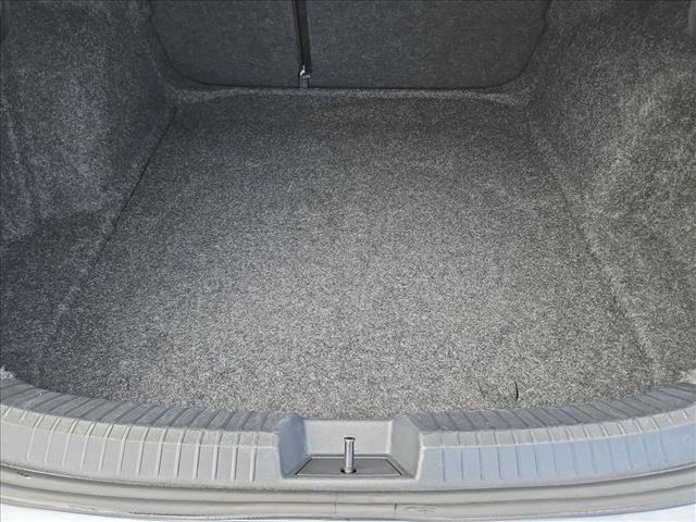 Used 2024 Volkswagen Jetta SE FWD image 6