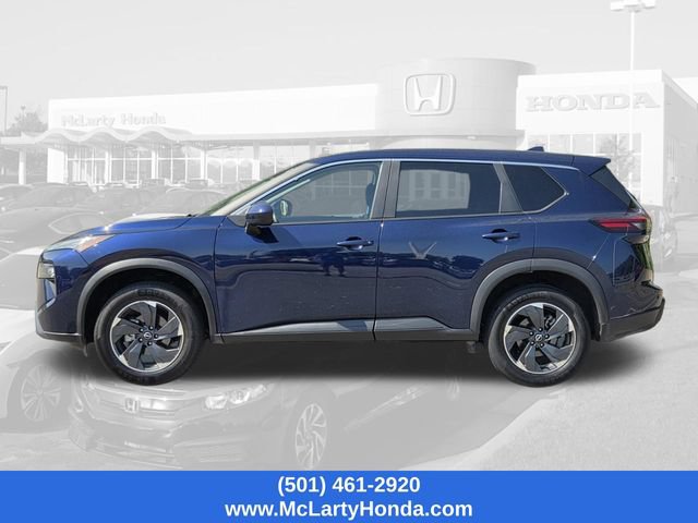 Used 2024 Nissan Rogue SV FWD image 2