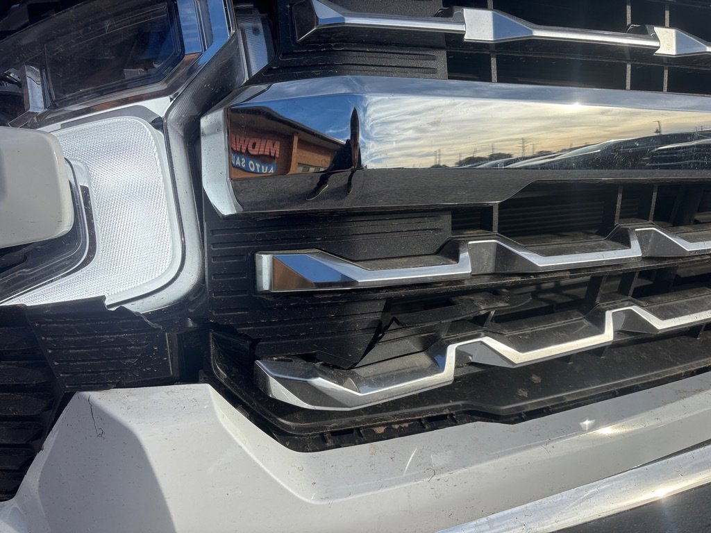 Used 2025 Chevrolet Silverado 1500 LTZ w/ LTZ Premium Package image 6