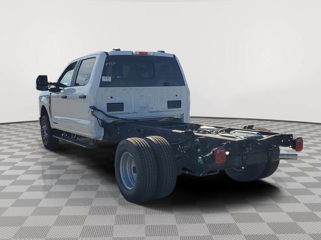 New 2026 Ford F350 XL w/ XL Chrome Package image 4