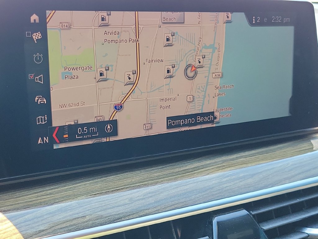 Used 2019 BMW 530e w/ Convenience Package RWD image 35