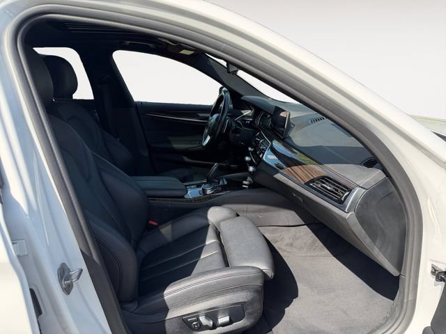 Used 2019 BMW 530e xDrive AWD/4WD image 13