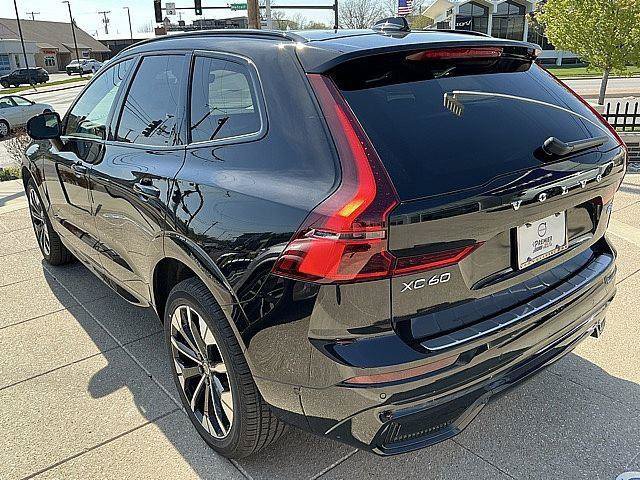New 2026 Volvo XC60 B5 Plus w/ Climate Package AWD/4WD image 10