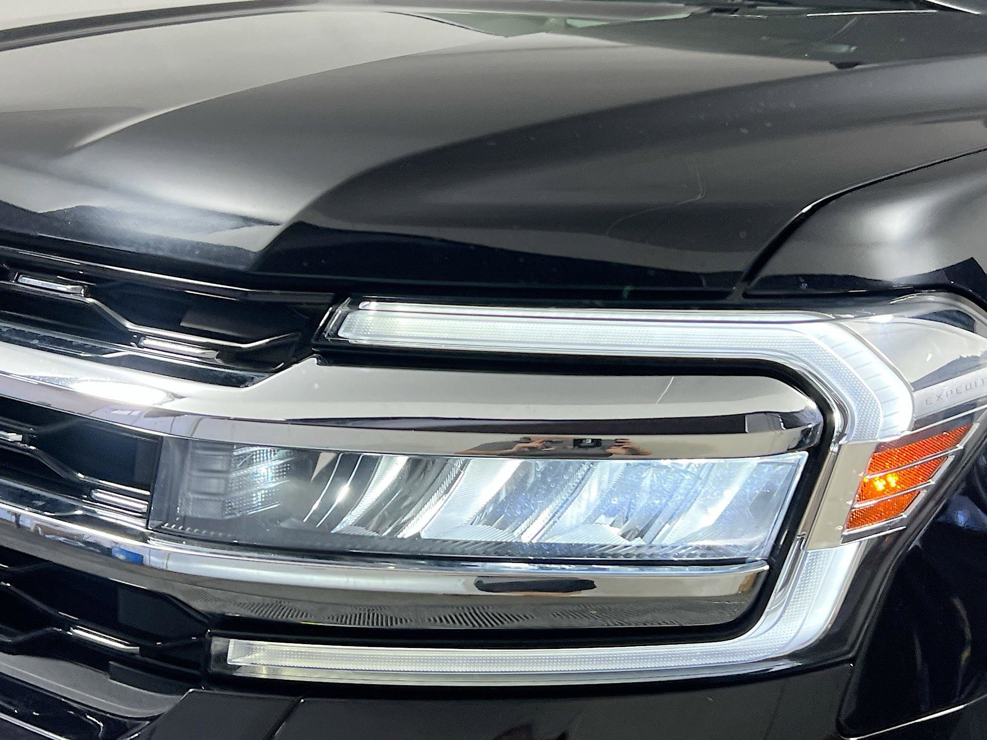 Used 2024 Ford Expedition Limited AWD/4WD image 11