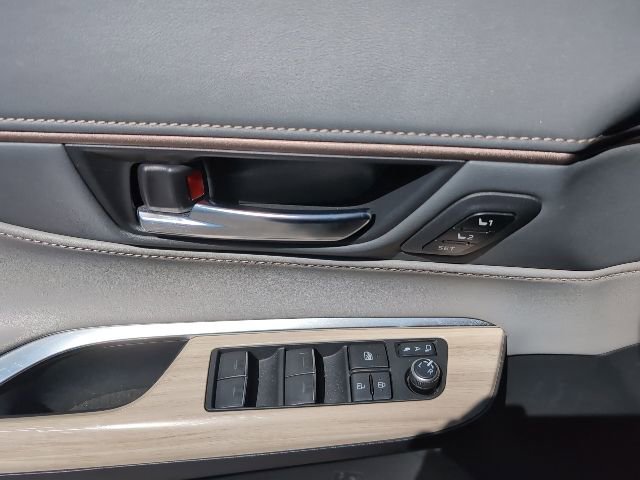 Used 2021 Toyota Venza Limited w/ Advanced Technology Package AWD/4WD image 12