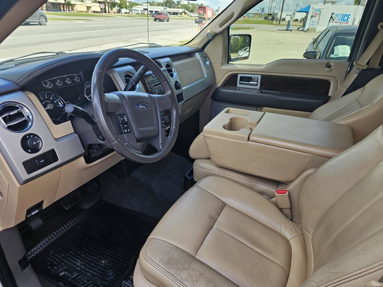 Used 2012 Ford F150 Lariat image 14