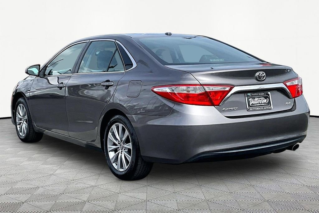 Used 2017 Toyota Camry XLE FWD image 6