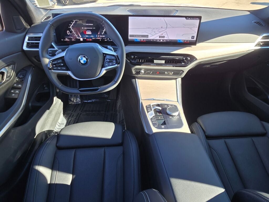 Used 2025 BMW 330i xDrive Sedan image 18