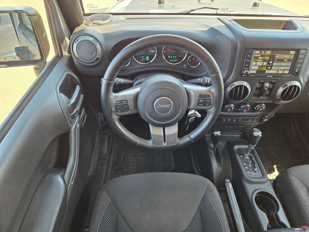 Used 2017 Jeep Wrangler Unlimited Sport AWD/4WD image 12