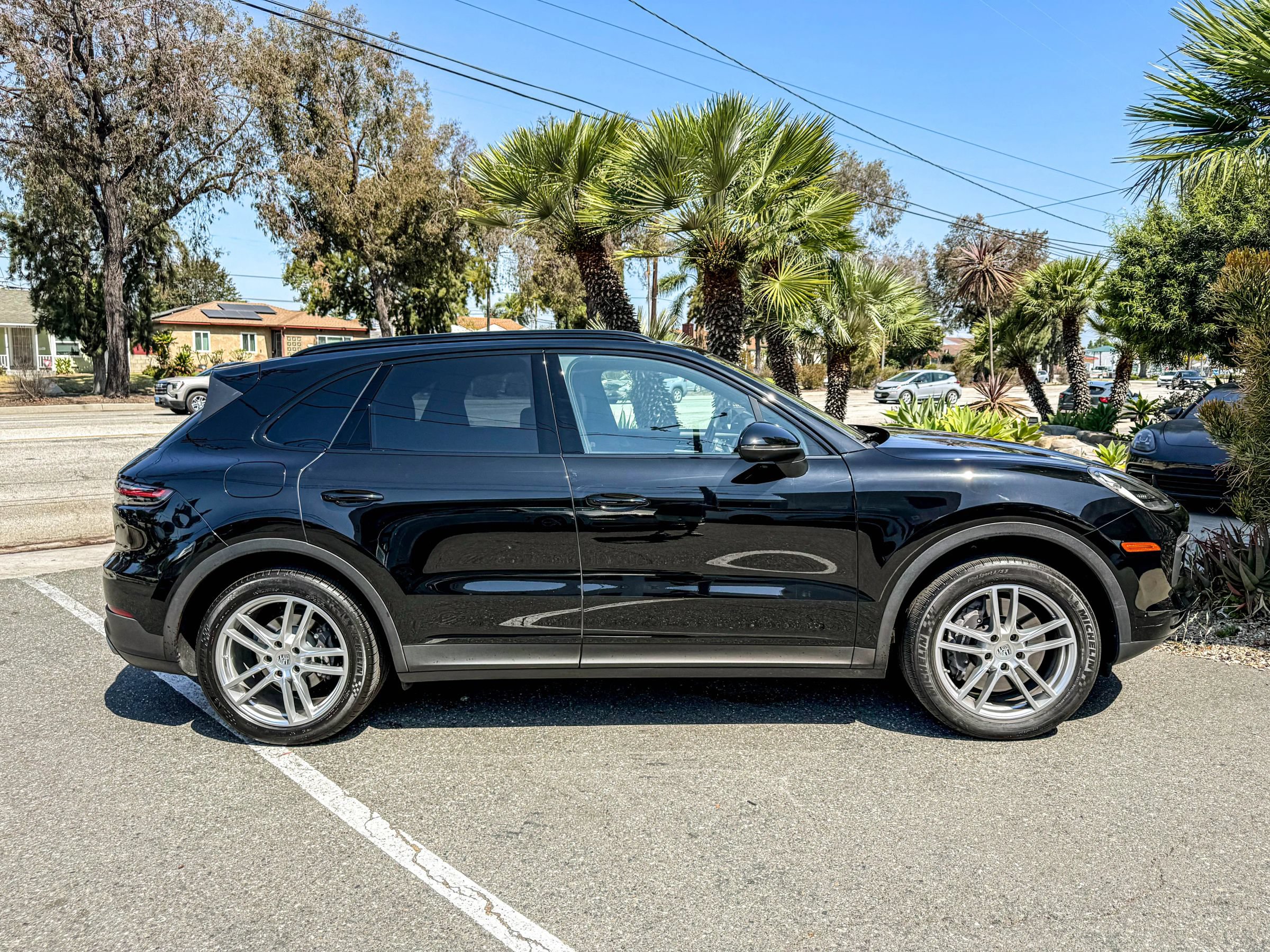 Used 2022 Porsche Cayenne Platinum Edition AWD/4WD image 15