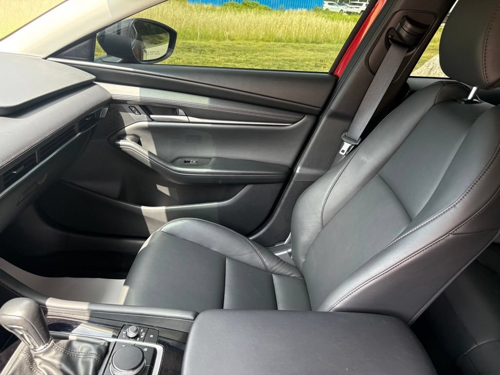 Used 2025 MAZDA MAZDA3 s FWD image 16