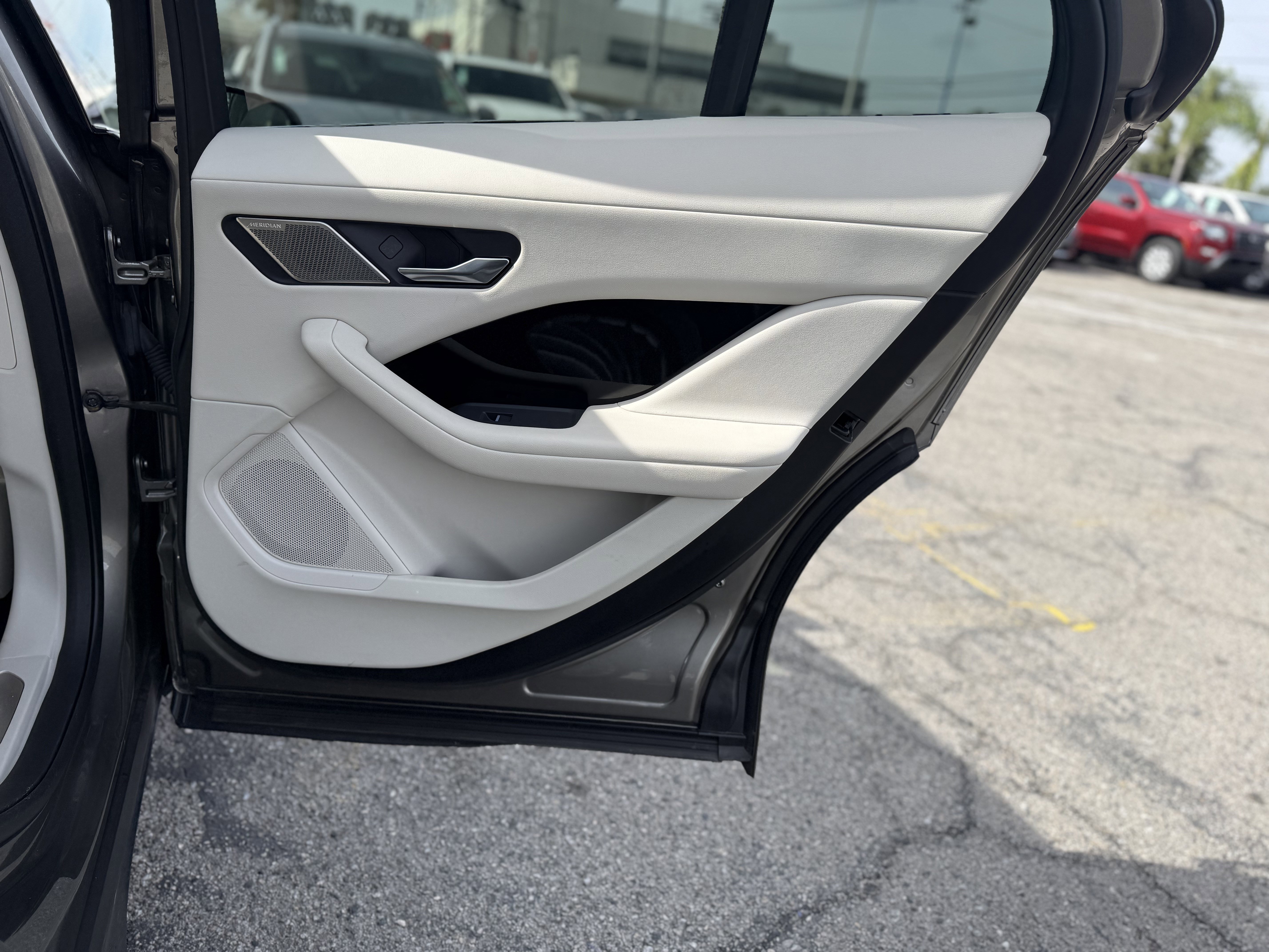 Used 2020 Jaguar I-PACE S image 25