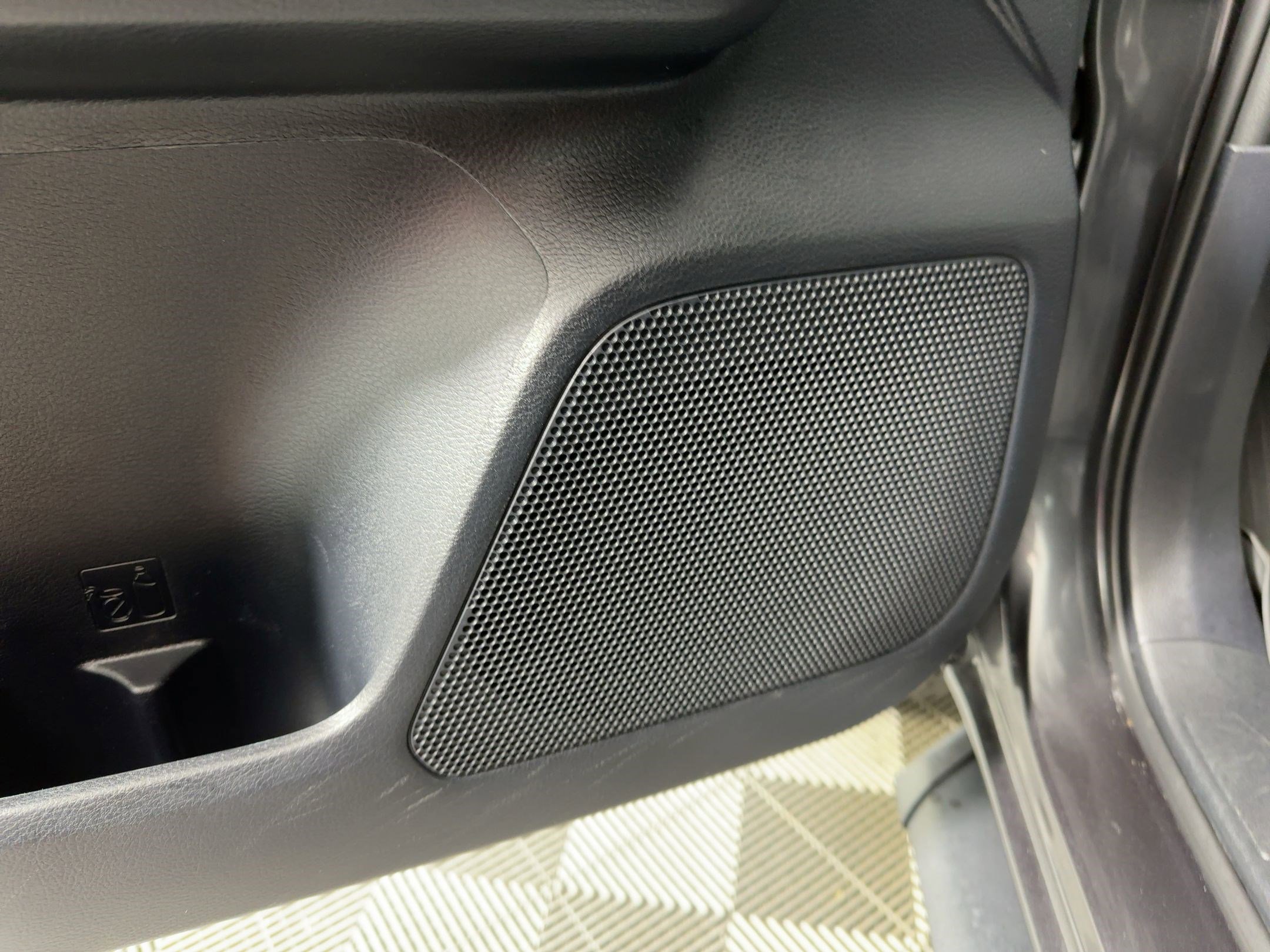 Used 2019 Toyota Tacoma TRD Sport image 21