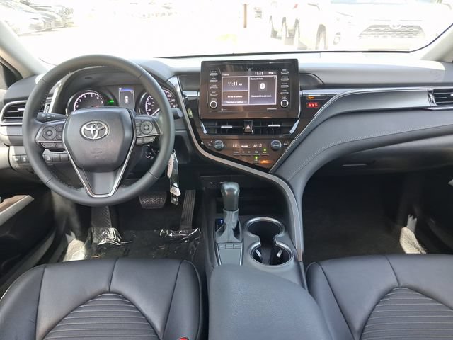 Used 2024 Toyota Camry SE FWD image 7