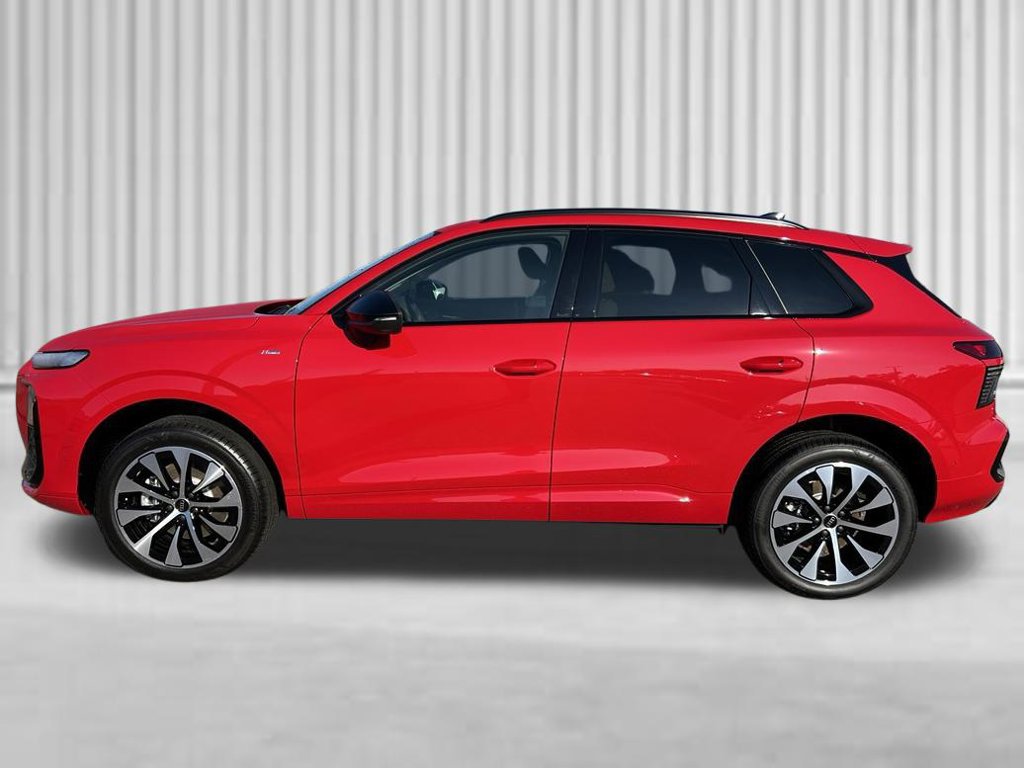 New 2026 Audi Q3 quattro 2.0T AWD/4WD image 3