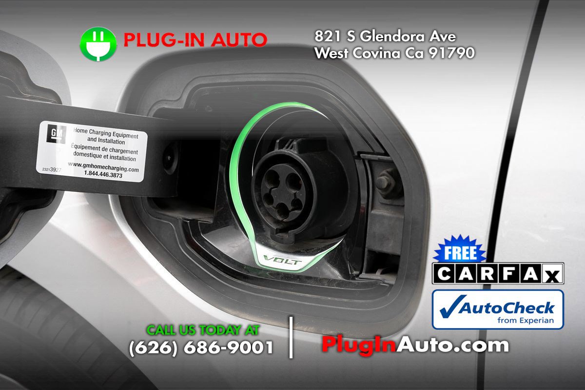 Used 2016 Chevrolet Volt Premier FWD image 13