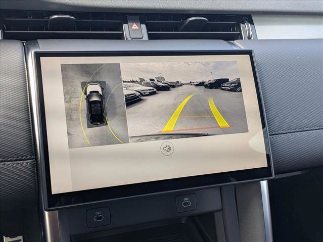 New 2026 Land Rover Discovery Sport Landmark image 13