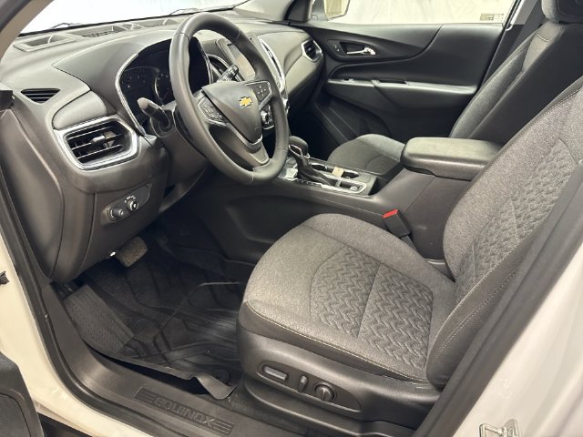 Certified 2024 Chevrolet Equinox LT FWD image 11